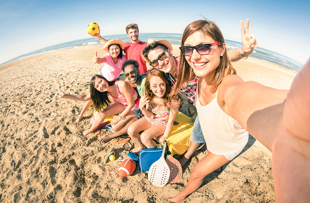 Ask Your Pleasanton Dentist: Achieve Your Whitest Summer Smile!
